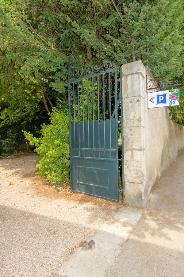 Logis Hotel Du Parc Pont-à-Mousson Екстериор снимка